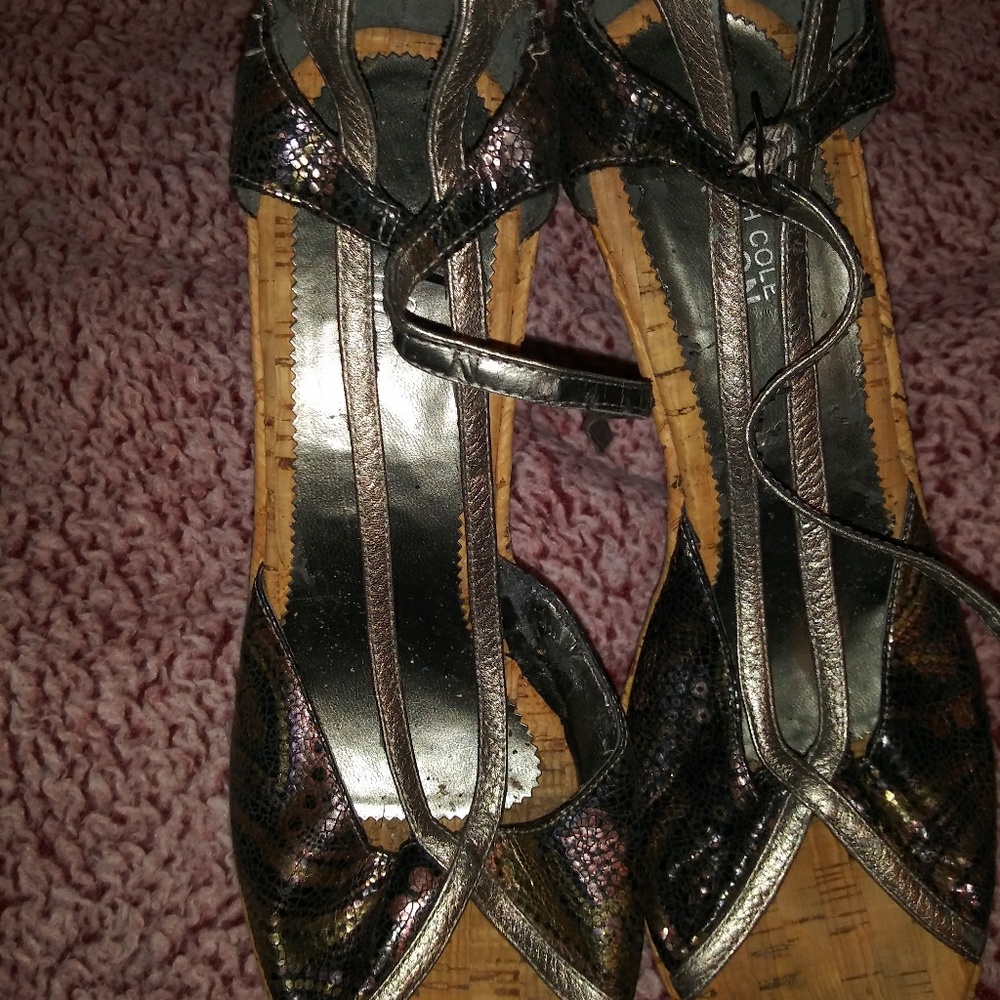 Metallic wedge sandals